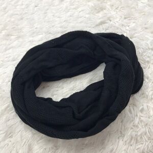 Lululemon Heart Opener Scarf *Cotton Black